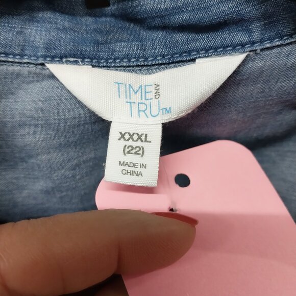 3689 Size XXXL Upcycled Time & True Light Weight Jean Jacket. - Picture 9 of 10